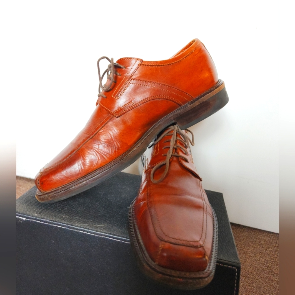 9 1/2 Mens Johnston & Murphy Brown Loafers